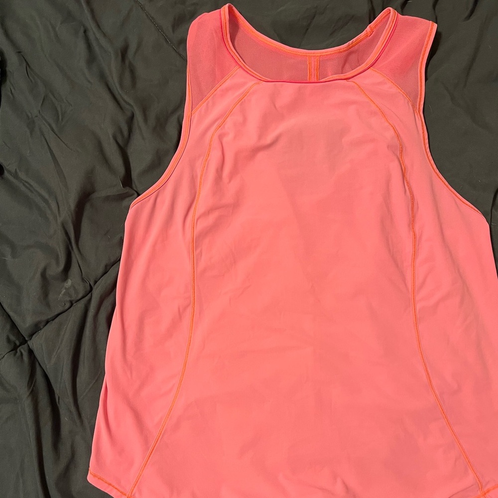 Lululemon top
